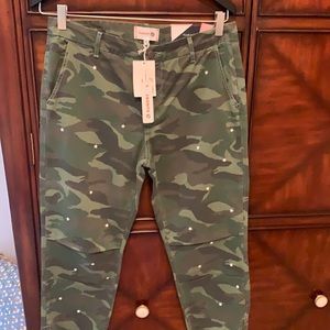 Sundry green camo with white stars button close canvas pants - zipper at ankle